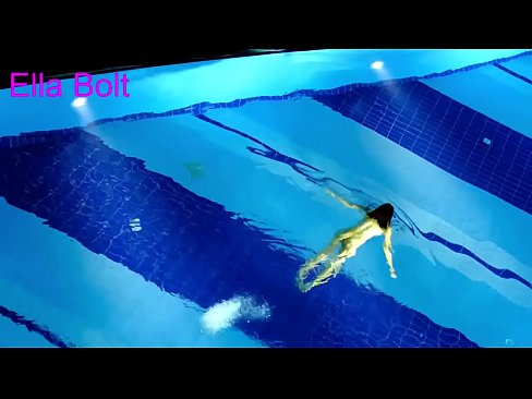❤️ Saya tidak boleh berhenti menonton, berambut perang muda ditangkap berenang bogel di kolam peranginan ELLA BOLT ️ Lucah berkualiti di lucah ms.allo-sex.ru ❤